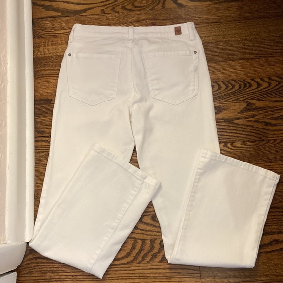 Jessica Simpson Rockin Curvy Boot Cut White Jeans, Size 27 Reg. - Picture 2 of 10
